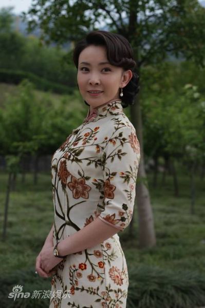 向东是大海董芝霞