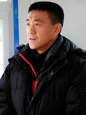 家里家外白二黑