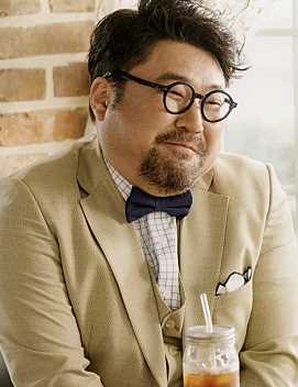 现在去见你洪久