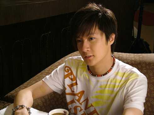 雨季不再来洪嘉伟