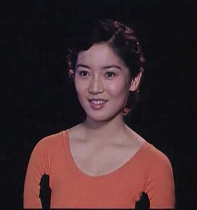 法庭内外姜燕燕