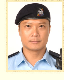 学警出更曲明昌