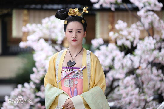 美人制造王若梅