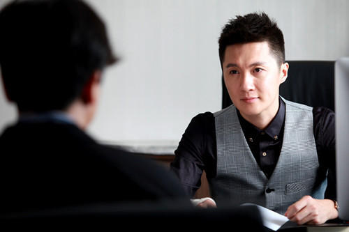 转身遇到你秦刚