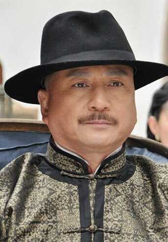 望海的女人邱老爷