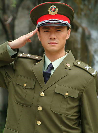 今生欠你一个拥抱周磊