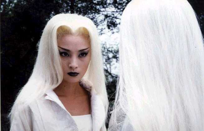 白发魔女练霓裳