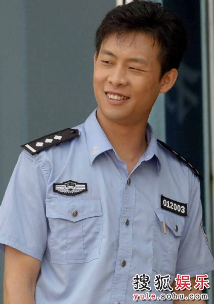 三七撞上二十一乔锐