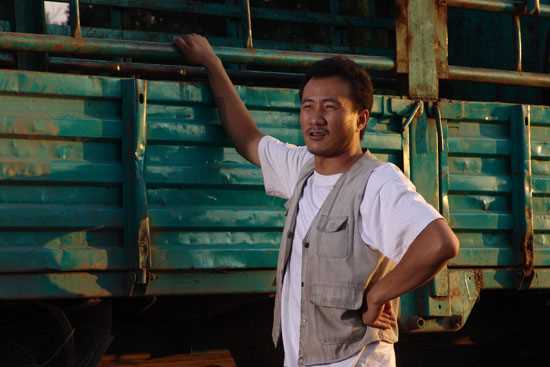 落叶归根卡车司机