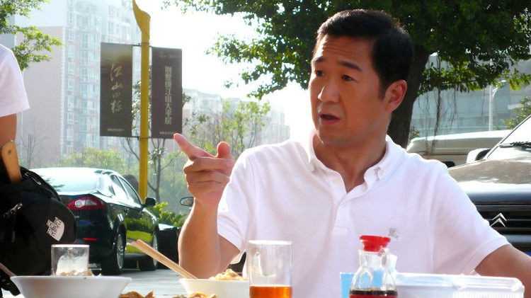 不如跳舞叶知良