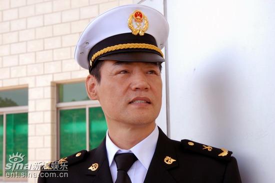 沧海英雄严展飞