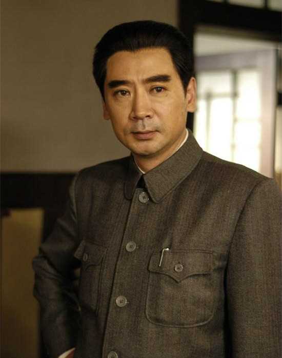 英雄无名周恩来