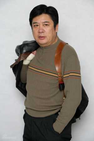 最高任务严成肃