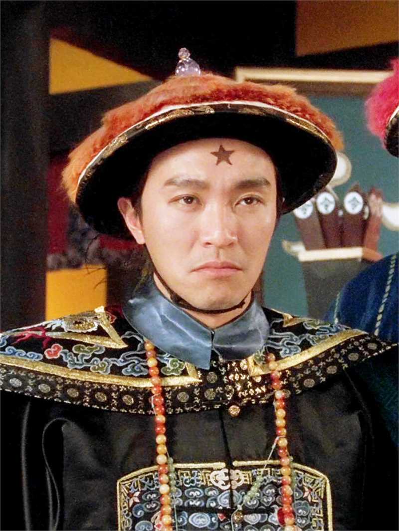 九品芝麻官之白面包青天包龙星