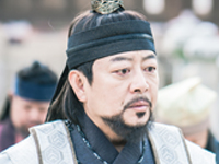 王在相爱殷英白