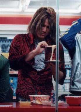 加油站被袭事件Ddan