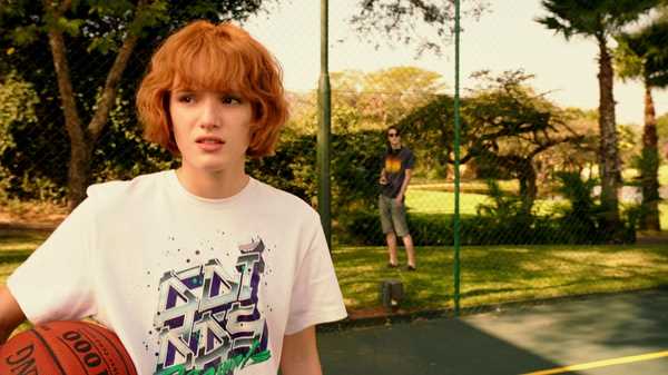 单亲度假村希拉里