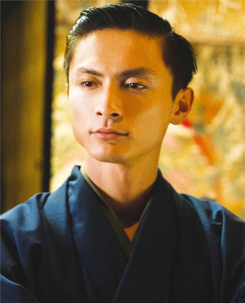 人间失格:太宰治和三个..三岛由纪夫