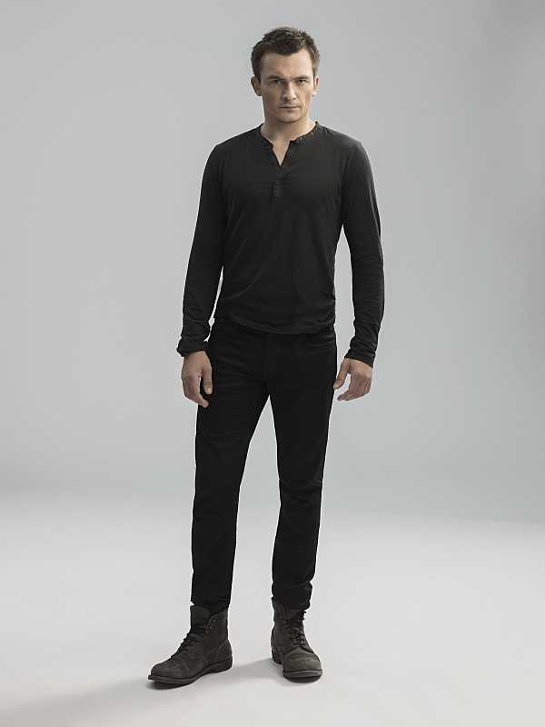 国土安全第五季彼得·奎恩