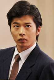 官僚们的夏天御影大树