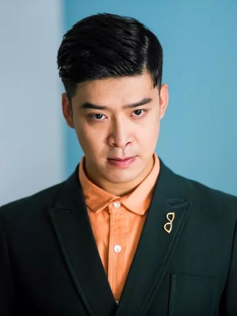 中国超人董新尧周公子