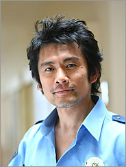 怪胎刑警黑木俊英