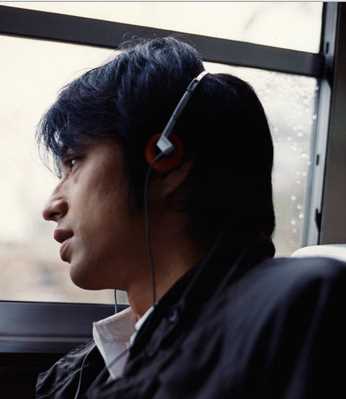 在世界中心呼唤爱松本朔太郎