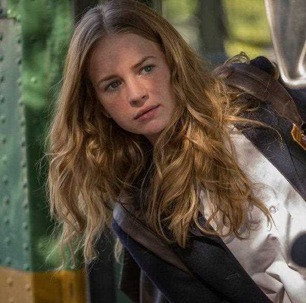 丘奇先生查莉Charlotte