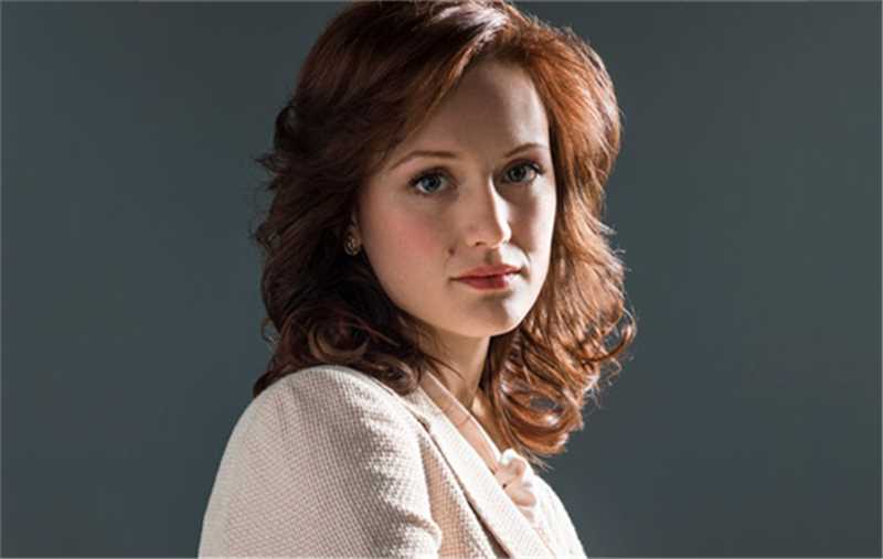 奔腾年代第一季唐娜·克拉克