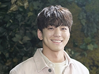 富家公子金明荷