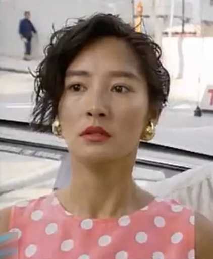 自尊无上官家玲