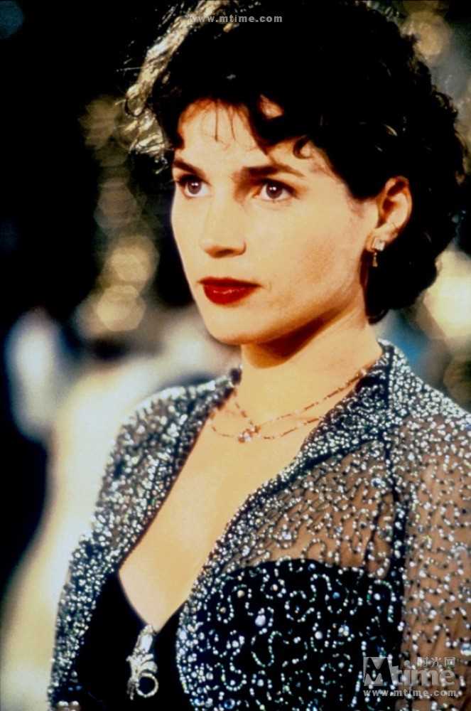 情归巴黎萨布里娜