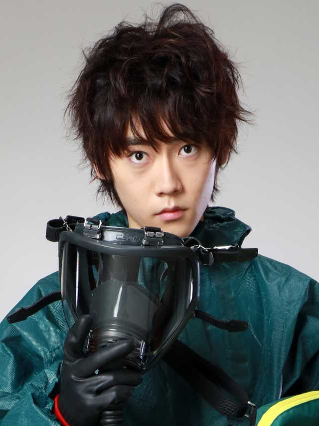 泽塔奥特曼镝木慎也