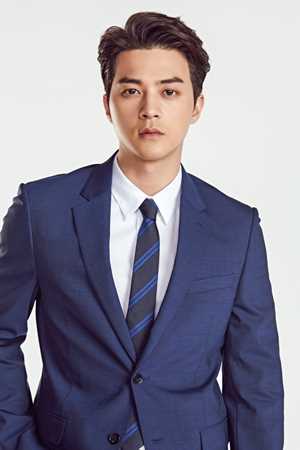 小偷家伙, 小偷骗子韩俊熙