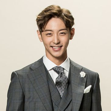 月桂树西装店的绅士们姜太阳