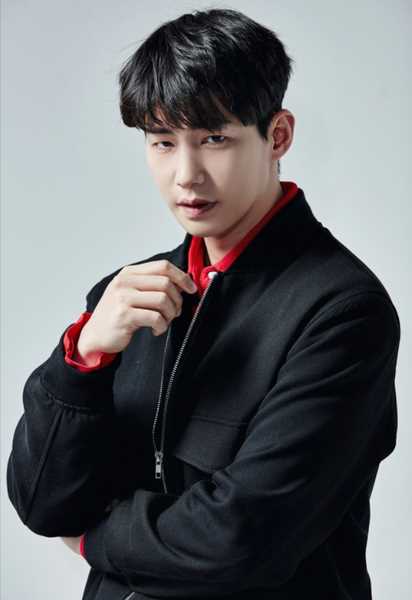 Secret Mother何正莞