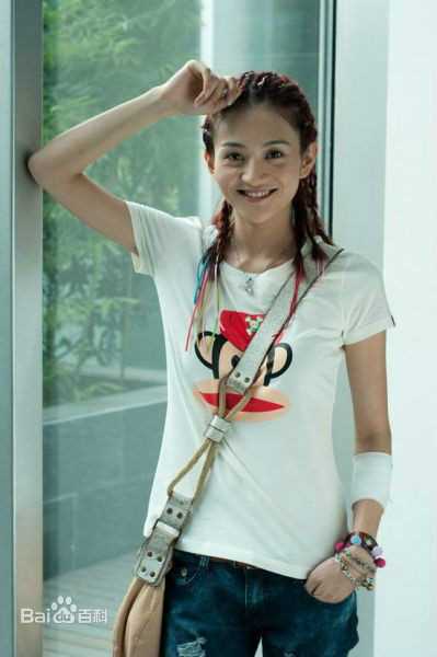 我是机器人小妮