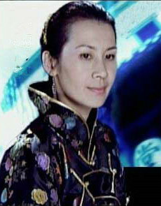 围屋里的女人阿芸婆