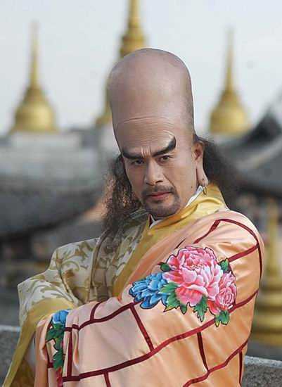 喜气洋洋猪八戒无法无天