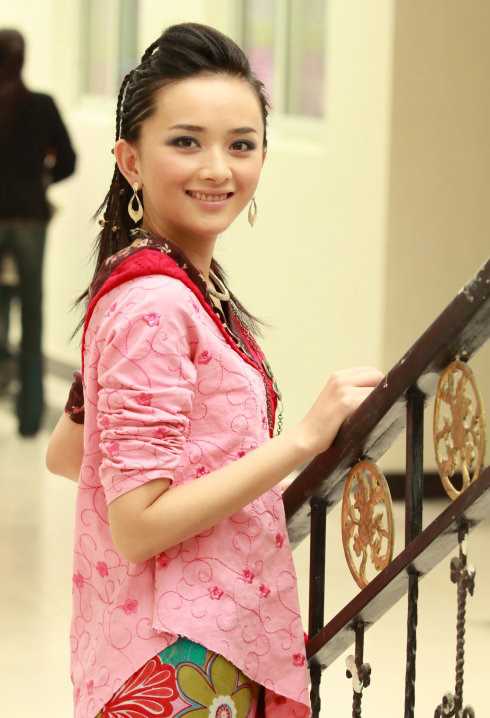 蚁族的奋斗虎亦菲