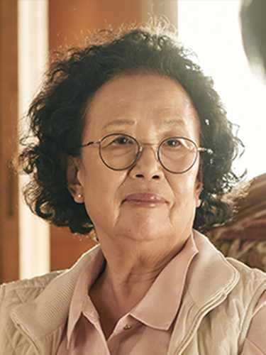 如蝶翩翩崔海楠