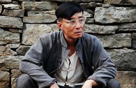 一个和八个郝仁