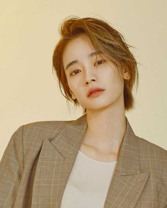 荒野咖啡馆寒远芳