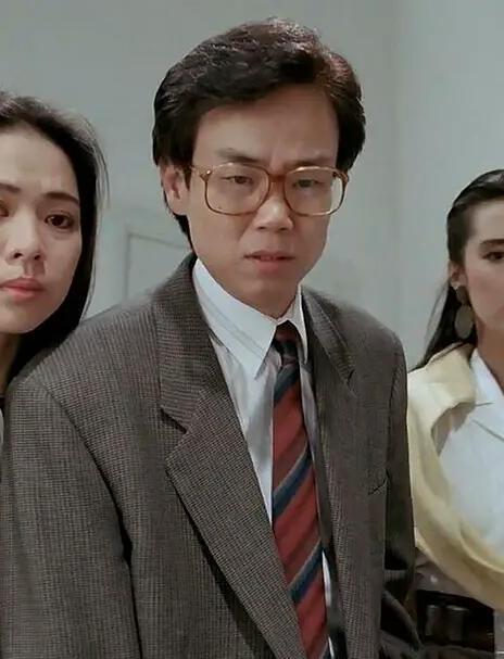 合家欢黄嘉范的扮演者是黄百鸣