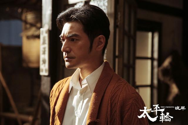 太平轮·彼岸严泽坤的扮演者是金城武