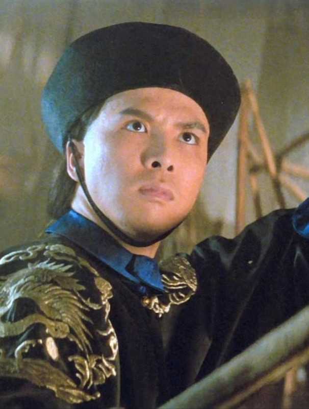 黄飞鸿之二男儿当自强纳兰元述