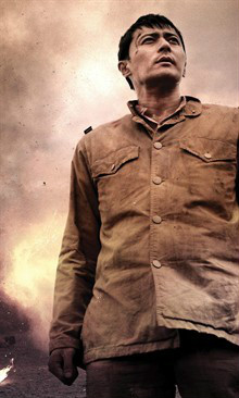 登陆之日金俊植的扮演者是张东健