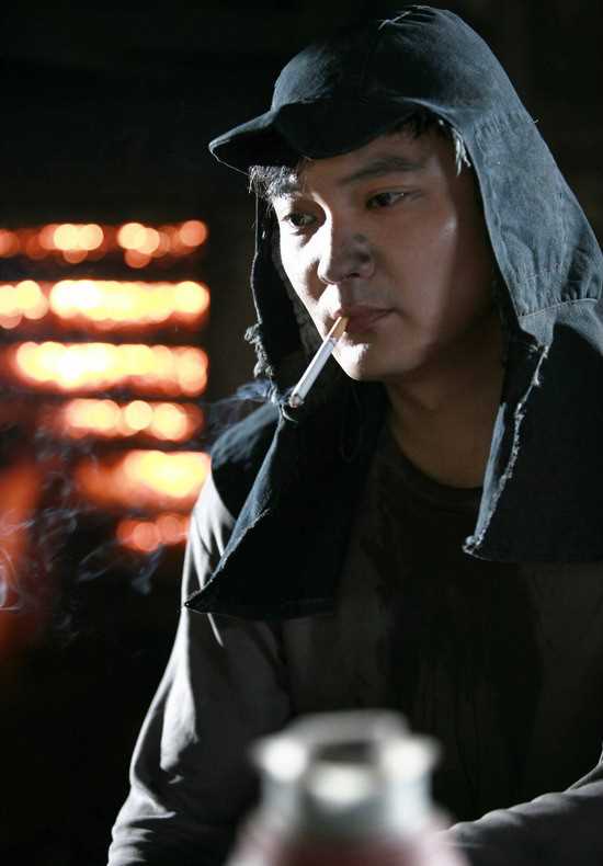 当爱已成往事高明的扮演者是谭涛