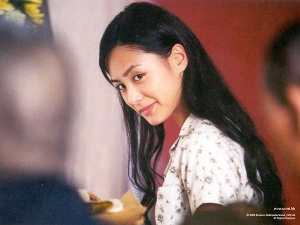 一碌蔗阿月的扮演者是钟欣潼