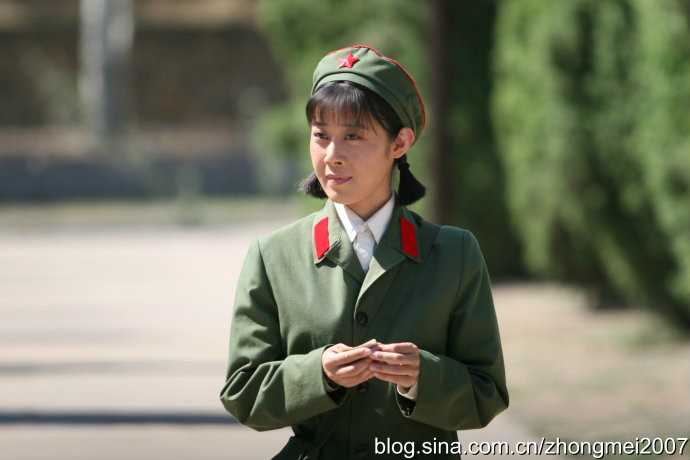 军旗飘扬林洪樱